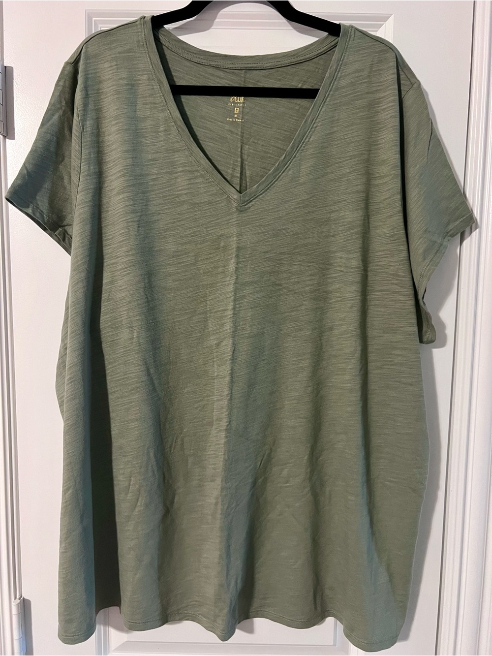 V-Neck Short Sleeve Women's Top - Olive Green